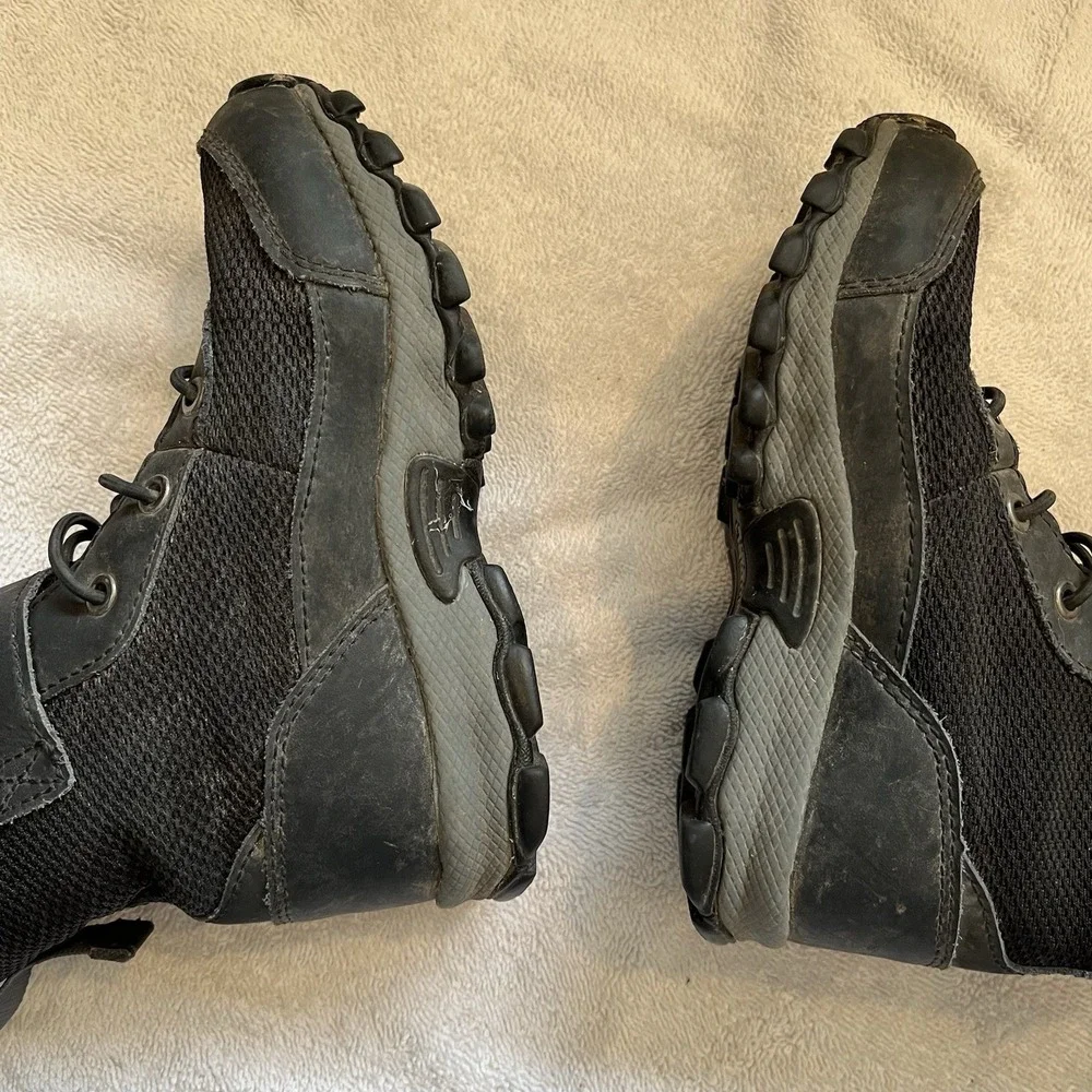 Columbia Hyper-Boreal Black Omni-Heat Waterproof Boots Size Youth‎ 11 BC0127-010